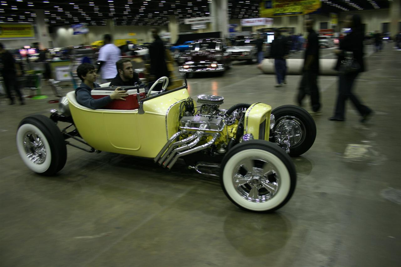 Illustration for article titled 2009 Detroit Autorama Wrap Up: Driving Out